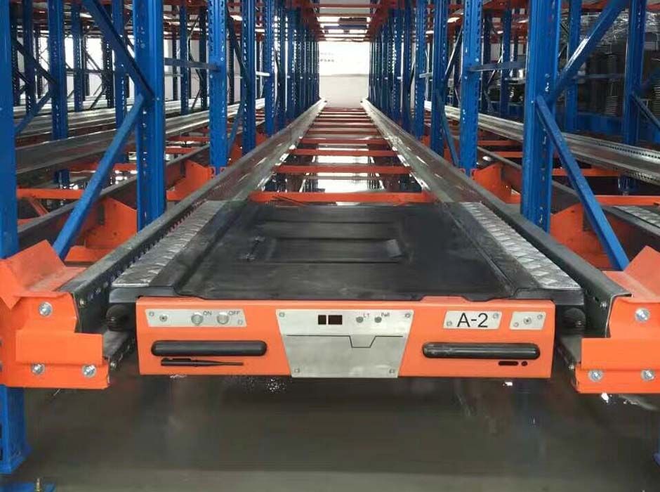  立白集团广州穿梭式货架仓储架 [yl8cc永利官网货架]