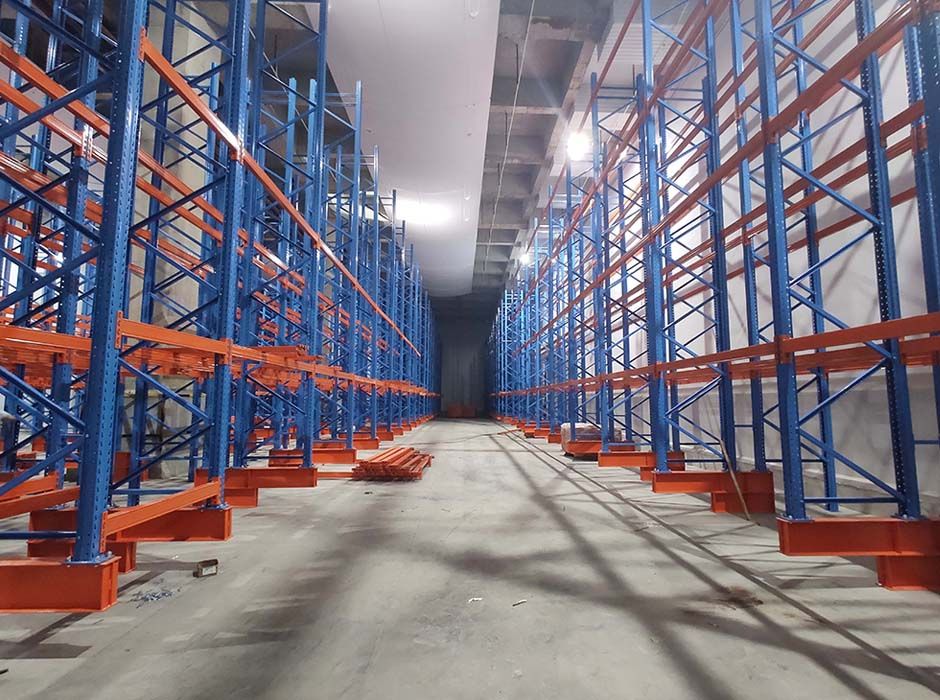 穿越冷链广州冷库双深度货架[yl8cc永利官网货架]