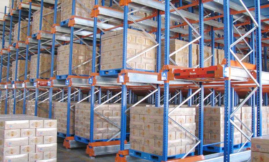 高密度存储,实现“货找人”式拣货 高密度存储,实现“货找人”式拣货