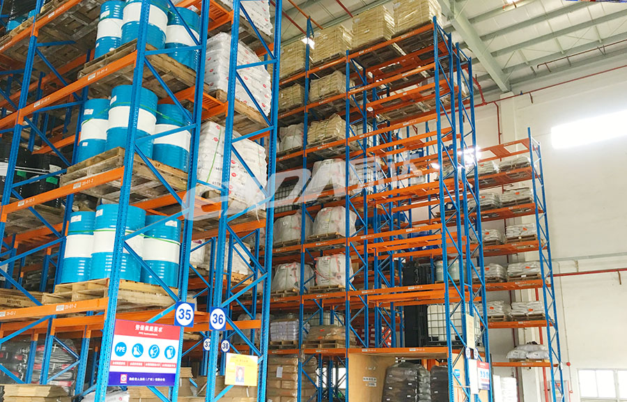 密集型窄巷道货架