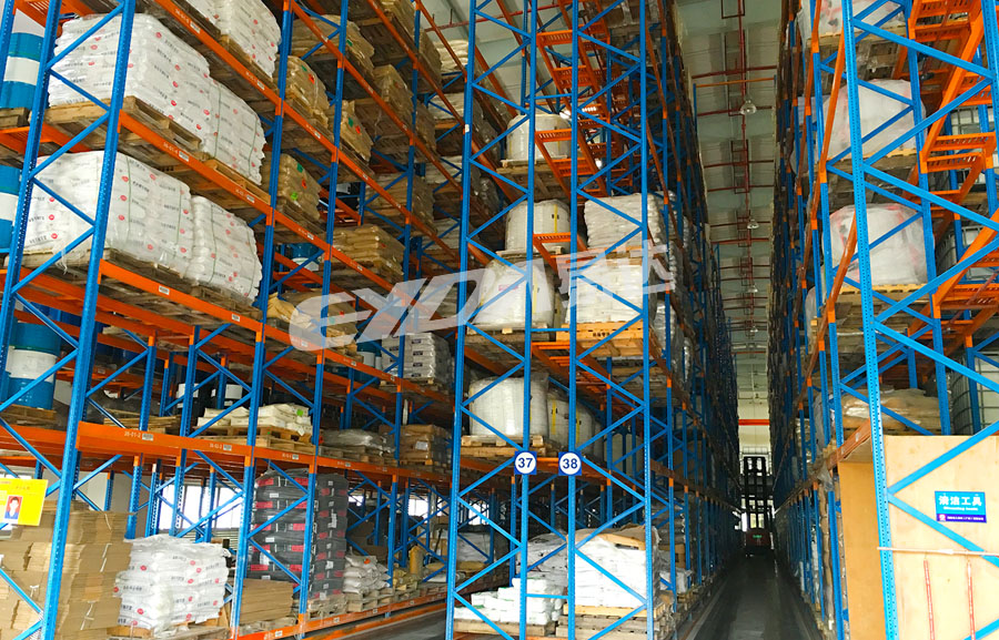 密集型窄巷道货架